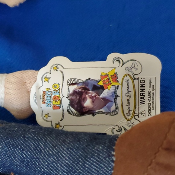 VTG talking Napoleon Dynamite and Pedro clips - Picture 10 of 13